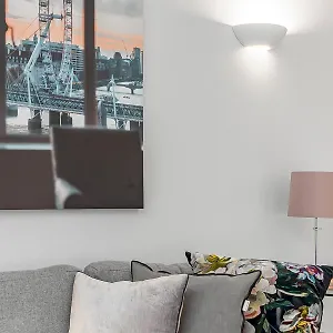 pass-the-keys-modern-studio-apartment-in-the-heart-of.cambridgehotelsuk.com/